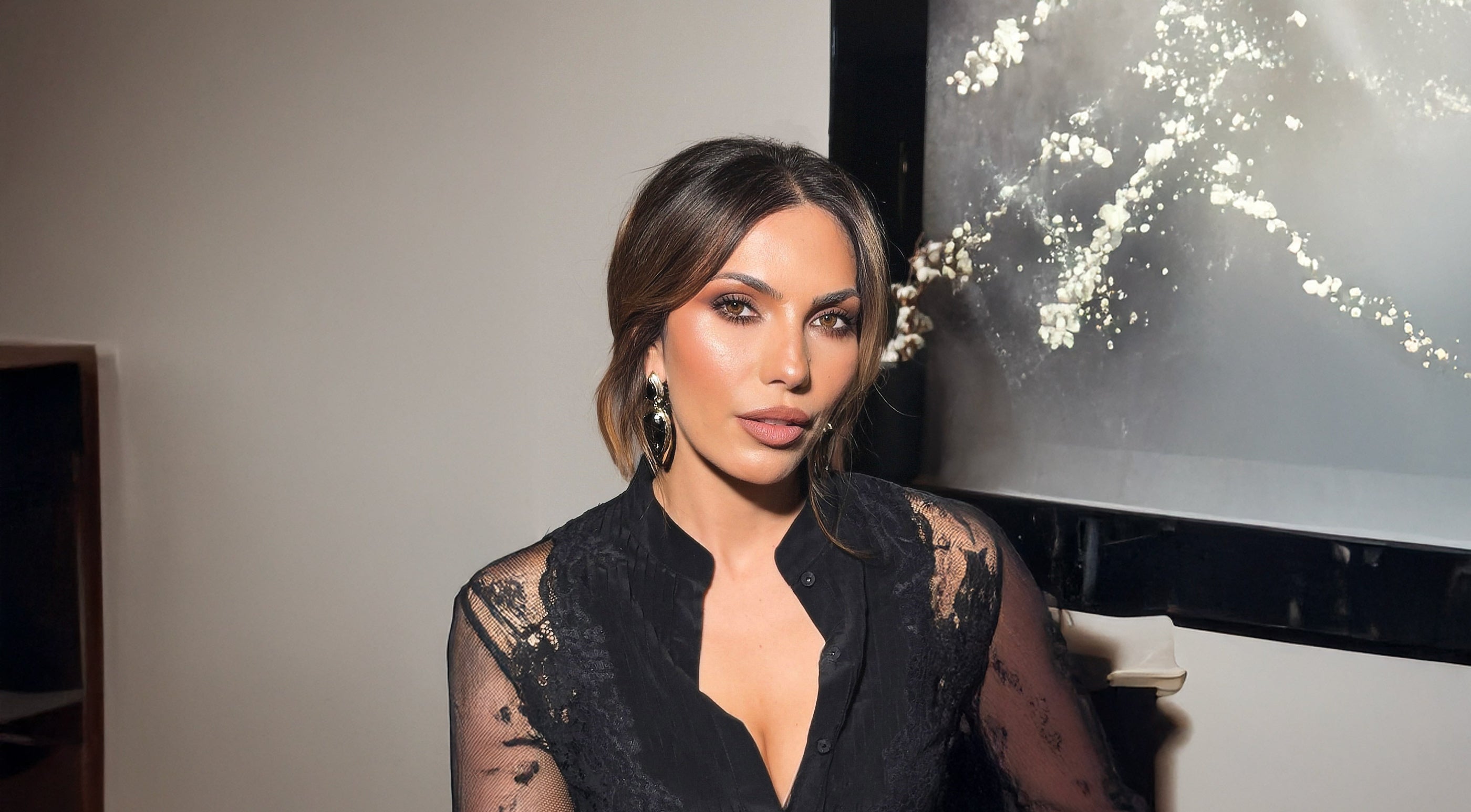 How to Pair Your Makeup with Seasonal Fashion