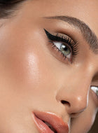 Qudos Bestsellers Gift Set (mascara+powderpuffs)